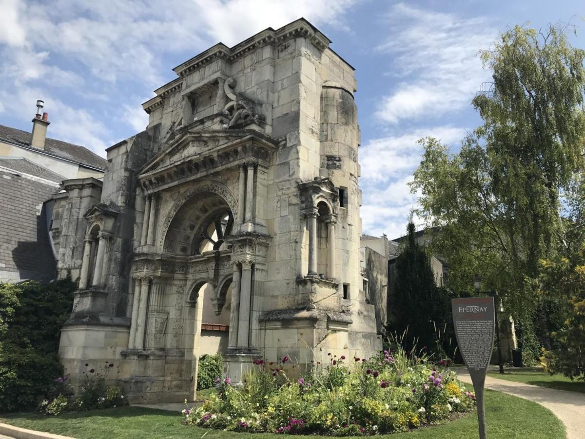 Appartamento Le Secret De Louise Épernay Esterno foto